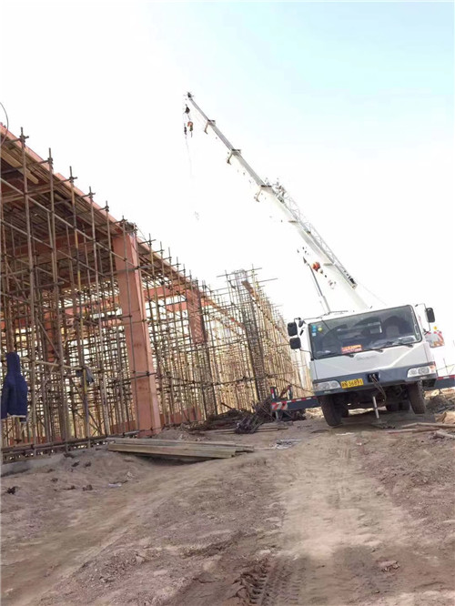 迪庆吊车作业的安全注意事项有哪些？